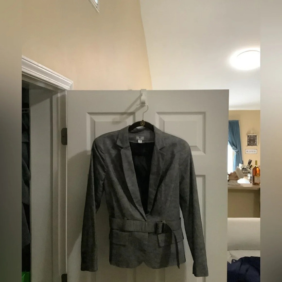 WORTHINGTON~GRAY BLAZER~ W BELT~ SIZE 10 - Picture 2 of 8
